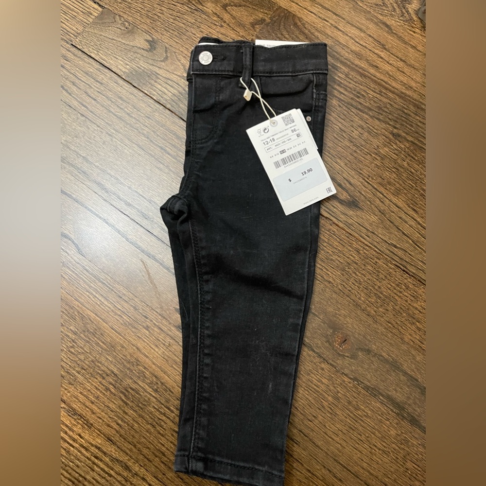 Zara New Slim Jeans Size 12-18 months